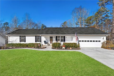 Photo of 281 Cherokee Drive, Fair Play, SC 29643 (MLS # 20300283)