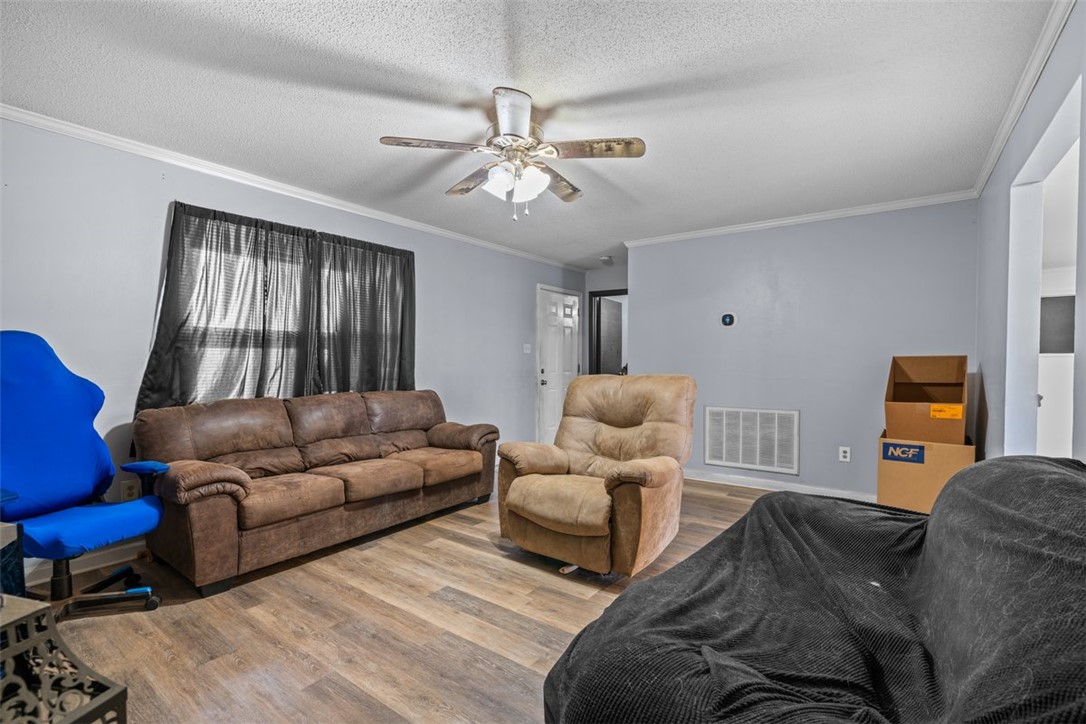 100 Oak Springs Court, Easley, South Carolina image 8