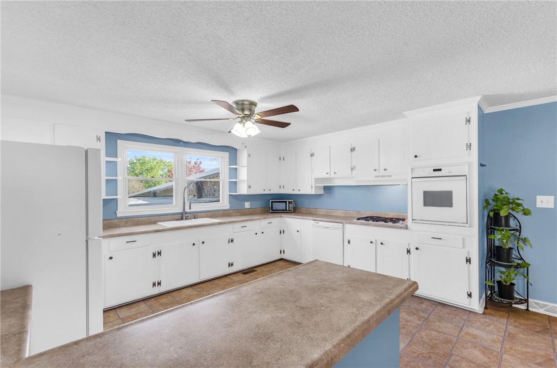 113 Holiday Street, Pelzer, South Carolina image 7