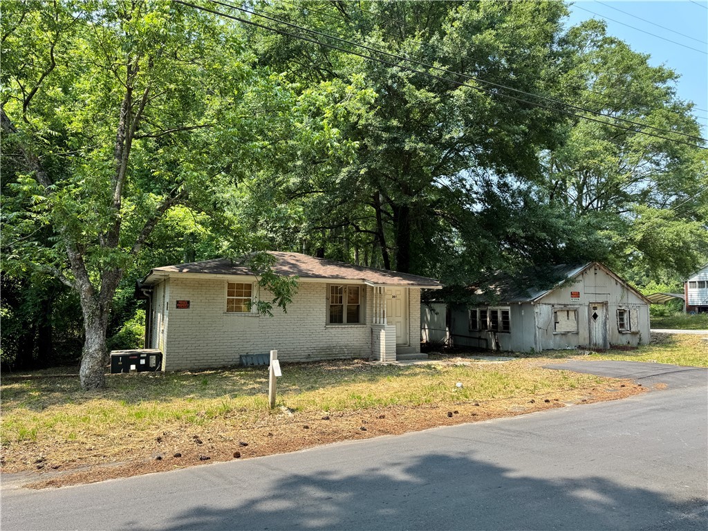 205 Oak Drive, Belton, South Carolina image 1