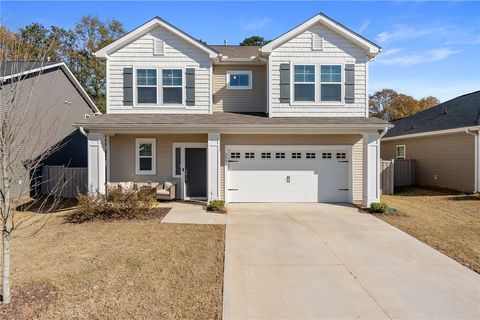Photo of 204 Ridgepark Lane, Greenville, SC 29605 (MLS # 20295755)