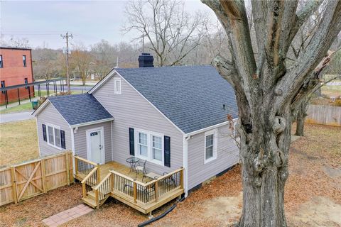 A home in Honea Path