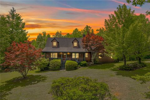 Photo of 101 Pinnacle Falls Drive, Pickens, SC 29671 (MLS # 20301833)