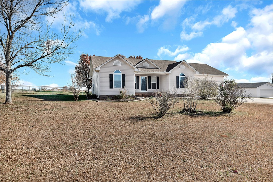 114 Meadowood Drive
