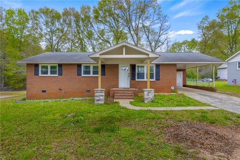 Photo of 815 Winston Drive, Anderson, SC 29624 (MLS # 20295986)