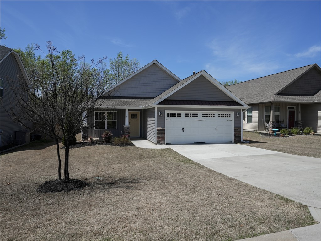 25 Mendham Lane, Greer, South Carolina image 1