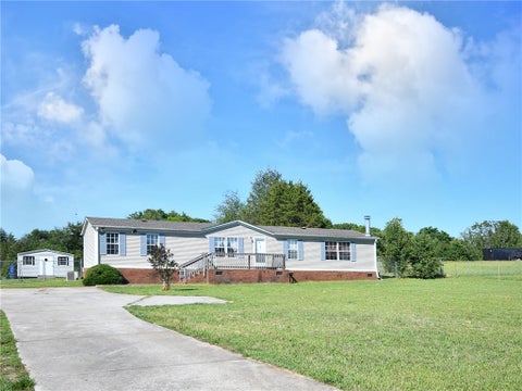 Mobile Home For Sale - 1390 1st Avenue<br/> Anderson County, Starr, SC 29684