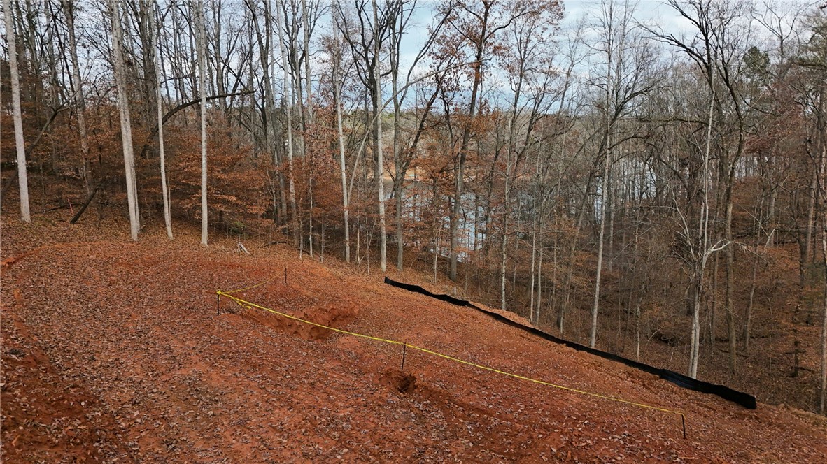 Seneca, South Carolina 29678, United States, ,Land,Active,250583