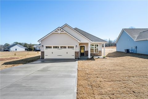Photo of 112 Oak Grove Road, Central, SC 29630 (MLS # 20297489)