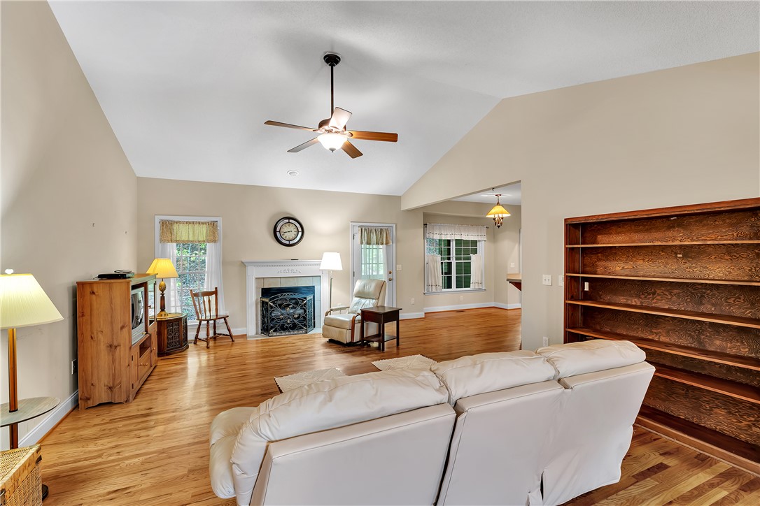 201 Cedar Creek Lane, Seneca, South Carolina image 7