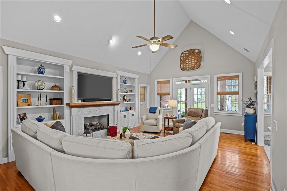 102 Red Maple Circle, Easley, South Carolina image 10
