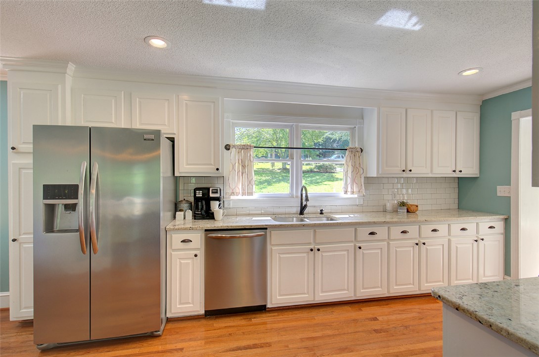 409 Hood Road, Greenville, South Carolina image 13