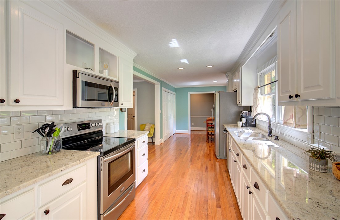 409 Hood Road, Greenville, South Carolina image 15