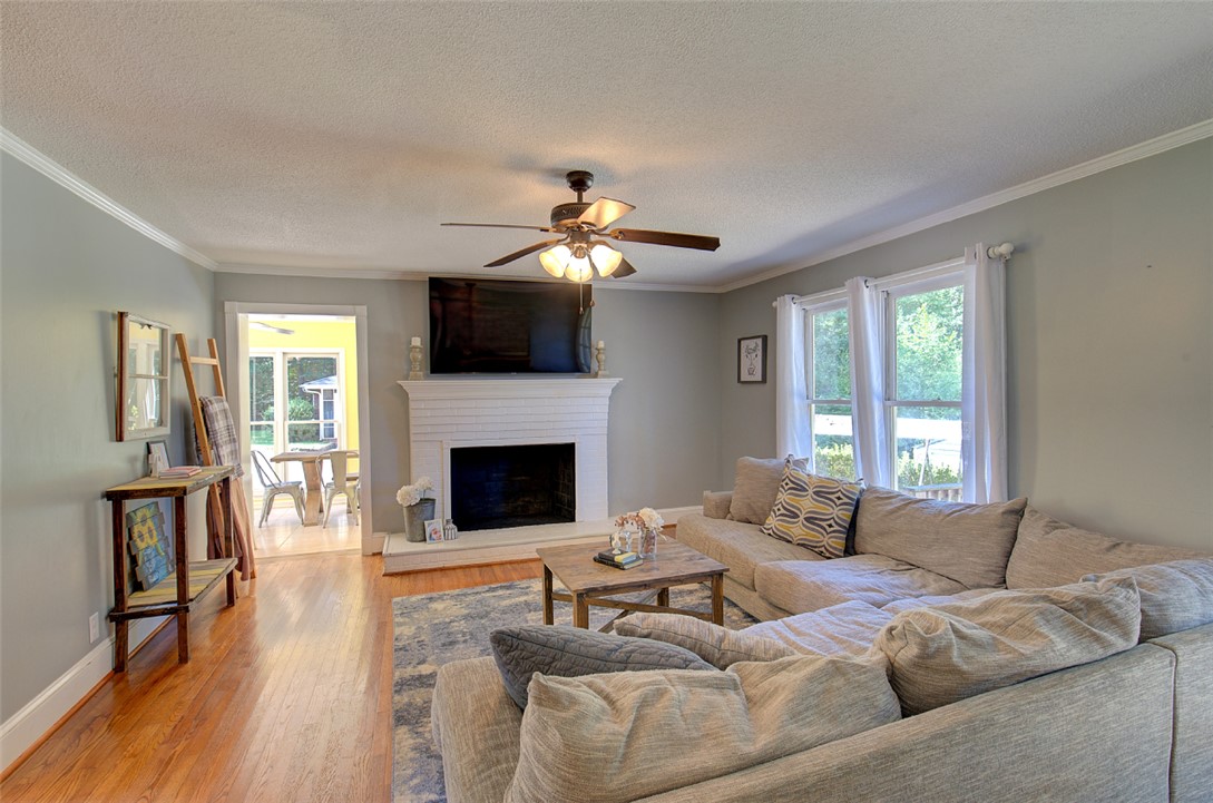 409 Hood Road, Greenville, South Carolina image 21