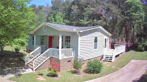 Photo of 620 S Hogan Drive, Westminster, SC 29693 (MLS # 20299833)