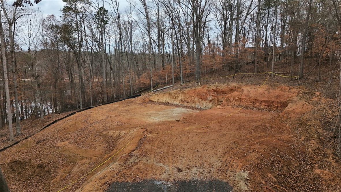 Seneca, South Carolina 29678, United States, ,Land,Active,249668