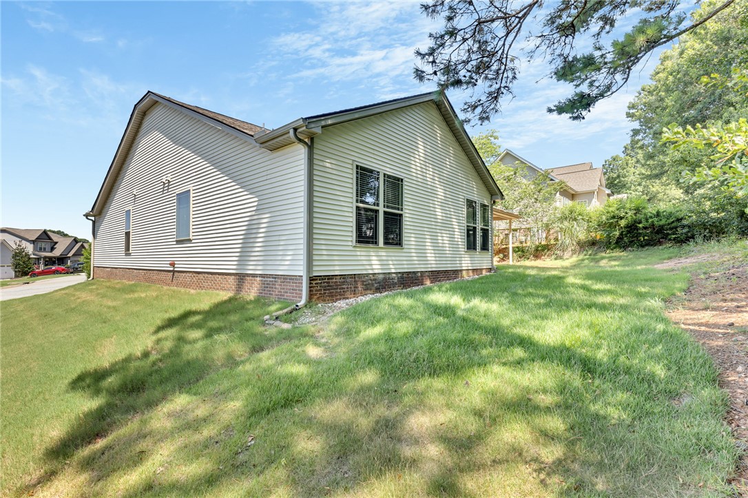 Anderson, South Carolina 29625, United States, 3 Bedrooms Bedrooms, ,2 BathroomsBathrooms,Residential,Active,168071