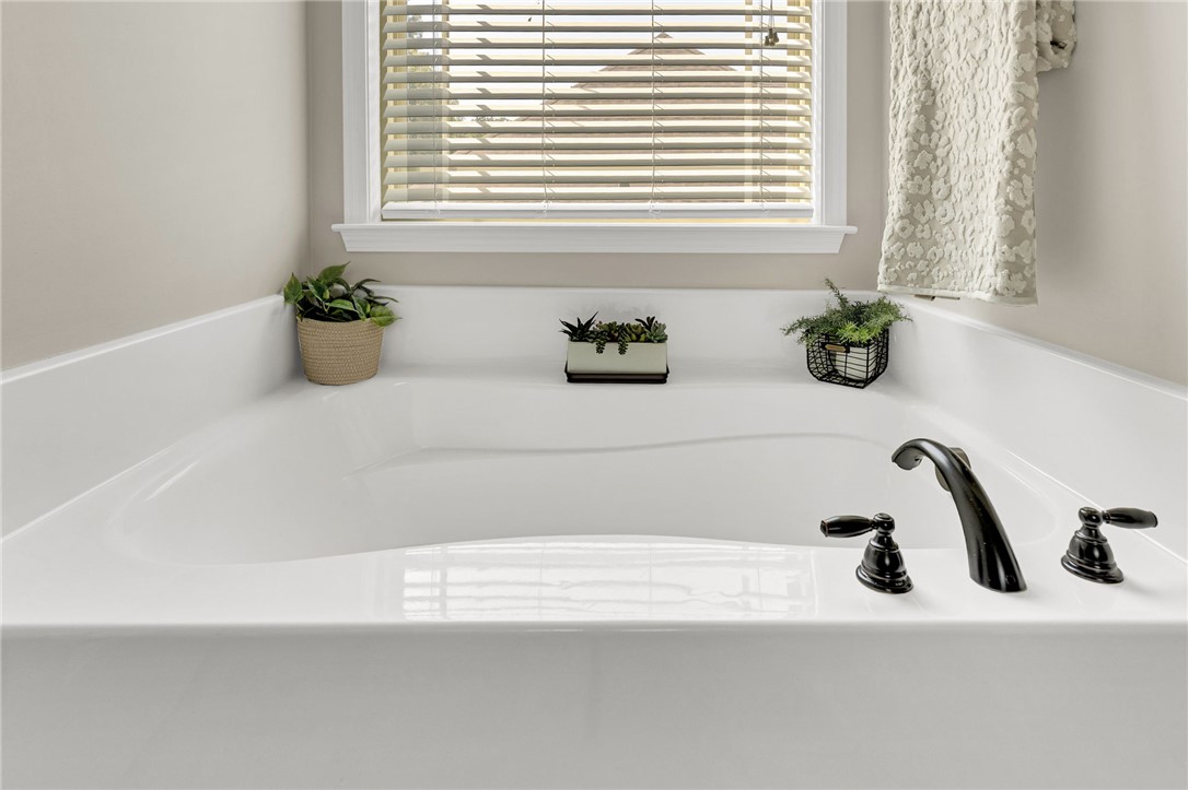 Anderson, South Carolina 29625, United States, 3 Bedrooms Bedrooms, ,2 BathroomsBathrooms,Residential,Active,168071