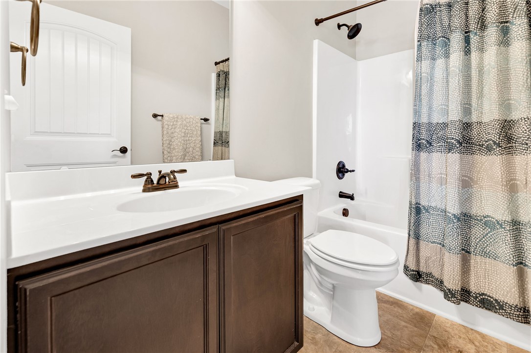 Anderson, South Carolina 29625, United States, 3 Bedrooms Bedrooms, ,2 BathroomsBathrooms,Residential,Active,168071