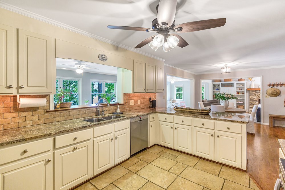 Anderson, South Carolina, 29625, United States, 4 Bedrooms Bedrooms, ,4 BathroomsBathrooms,Residential,Active,2041583