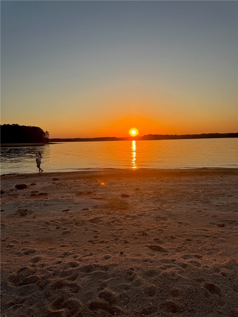 Anderson, South Carolina, 29625, United States, 4 Bedrooms Bedrooms, ,4 BathroomsBathrooms,Residential,Active,2041583