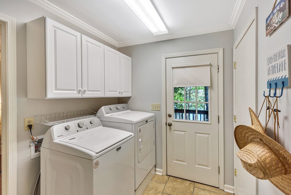 Anderson, South Carolina, 29625, United States, 4 Bedrooms Bedrooms, ,4 BathroomsBathrooms,Residential,Active,2041583
