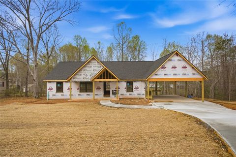 Photo of 209 Castlebrook Drive, Walhalla, SC 29691 (MLS # 20299292)