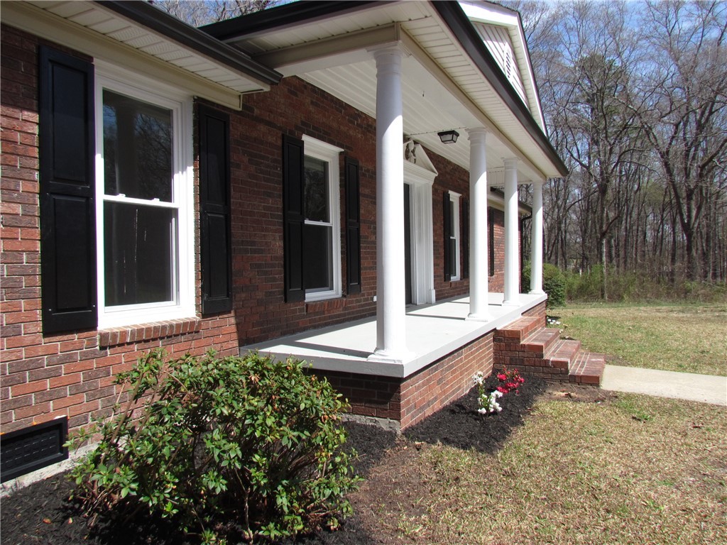 113 Jadewood Drive, Williamston, South Carolina image 3