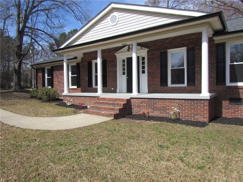 113 Jadewood Drive, Williamston, South Carolina image 2