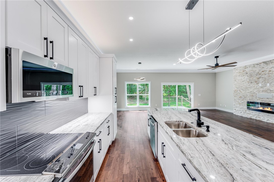 902 South Arrowhead Drive, Westminster, South Carolina image 10