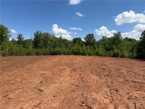 Vacant Land For Sale - LOT 17 Slabtown Road<br/> Anderson County, Pendleton, SC 29670