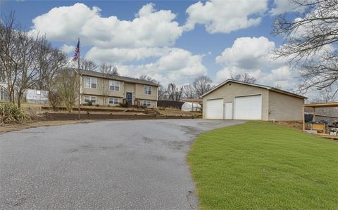 Photo of 115 Shadow Hills Lane, Liberty, SC 29657 (MLS # 20298709)
