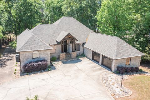 Photo of 4420 Denver Cove Road, Anderson, SC 29625 (MLS # 20299909)