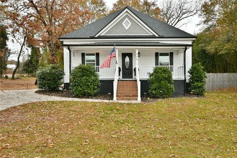 Photo of 405 Hagood Street, Easley, SC 29641 (MLS # 20294984)