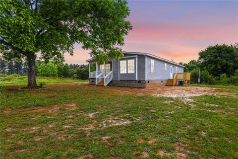 Mobile Home For Sale - 37 Golden Acres Drive<br/> Abbeville County, Honea Path, SC 29654
