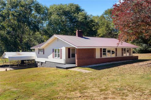 Photo of 141 Bryant Road, Pelzer, SC 29669 (MLS # 20293915)