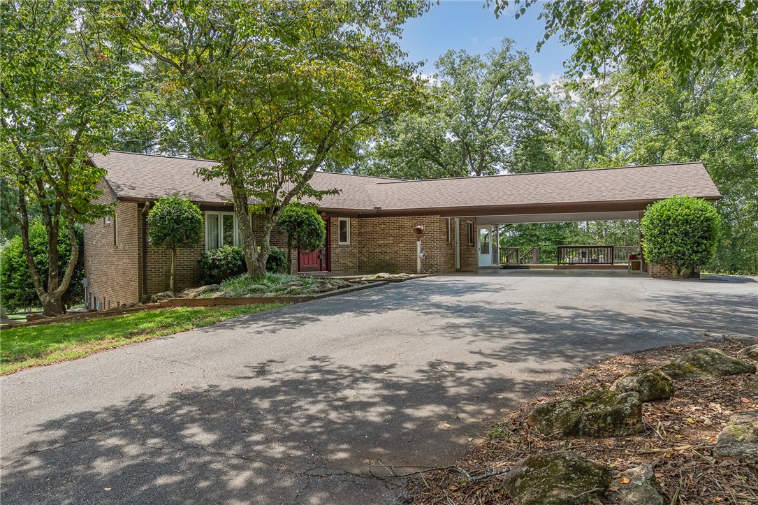 261 N Mcallister Road, Liberty, South Carolina image 1