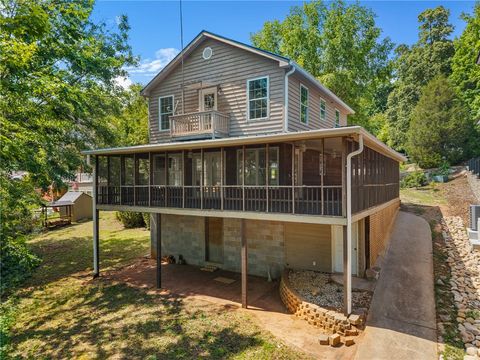 Homes For Sale - 104 Lakehill Drive<br/> Oconee County, Fair Play, SC 29643