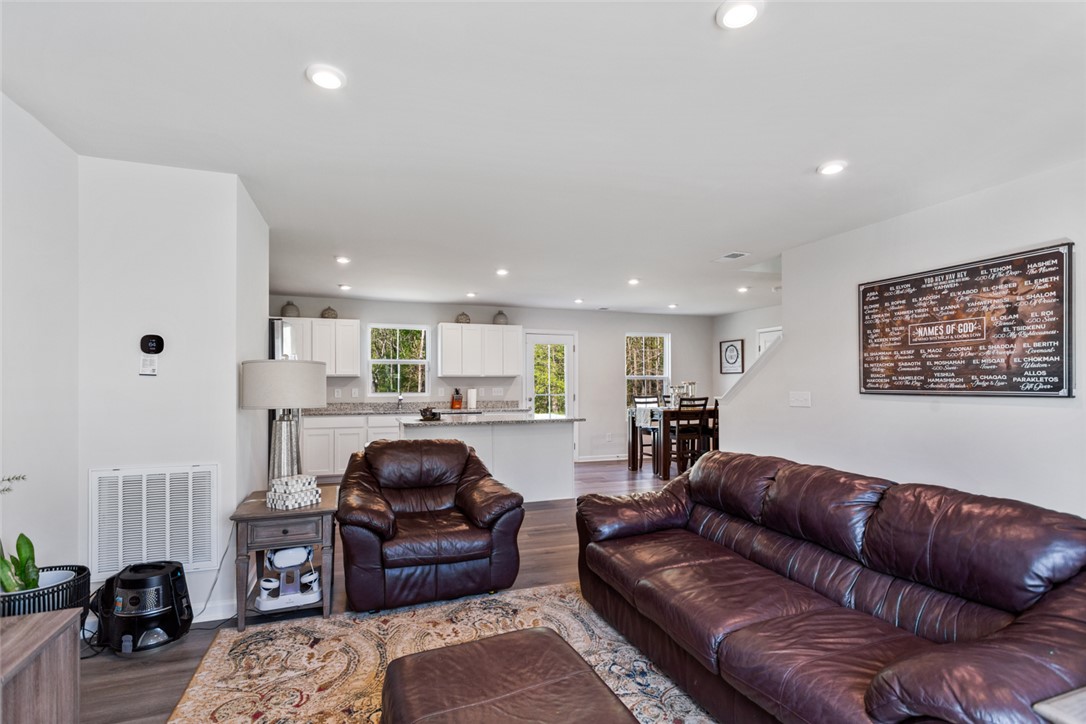 125 Wells Sation Road, Seneca, South Carolina image 3