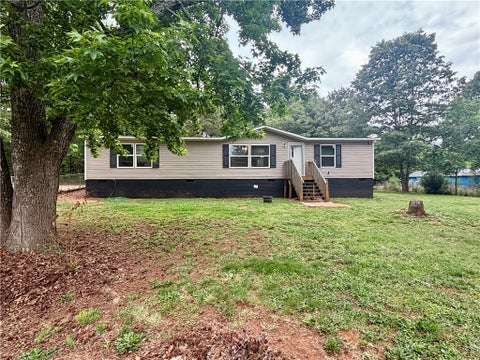 Mobile Home For Sale - 5531 Highway 187<br/> Anderson, SC 29625