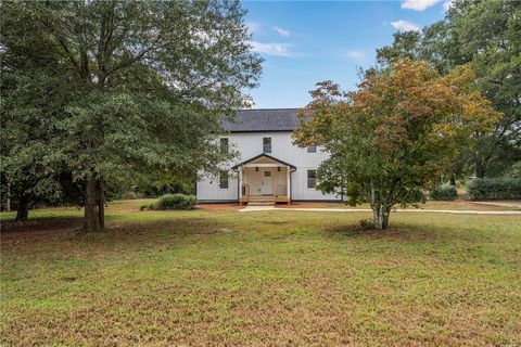 Photo of 212 Colonels Road, Pendleton, SC 29670 (MLS # 20295328)