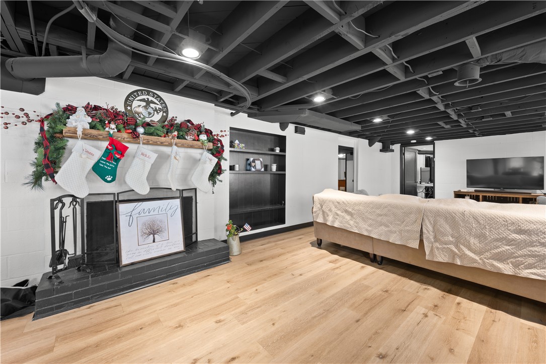 Anderson, South Carolina 29621, United States, 5 Bedrooms Bedrooms, ,3 BathroomsBathrooms,Residential,Pending,26253