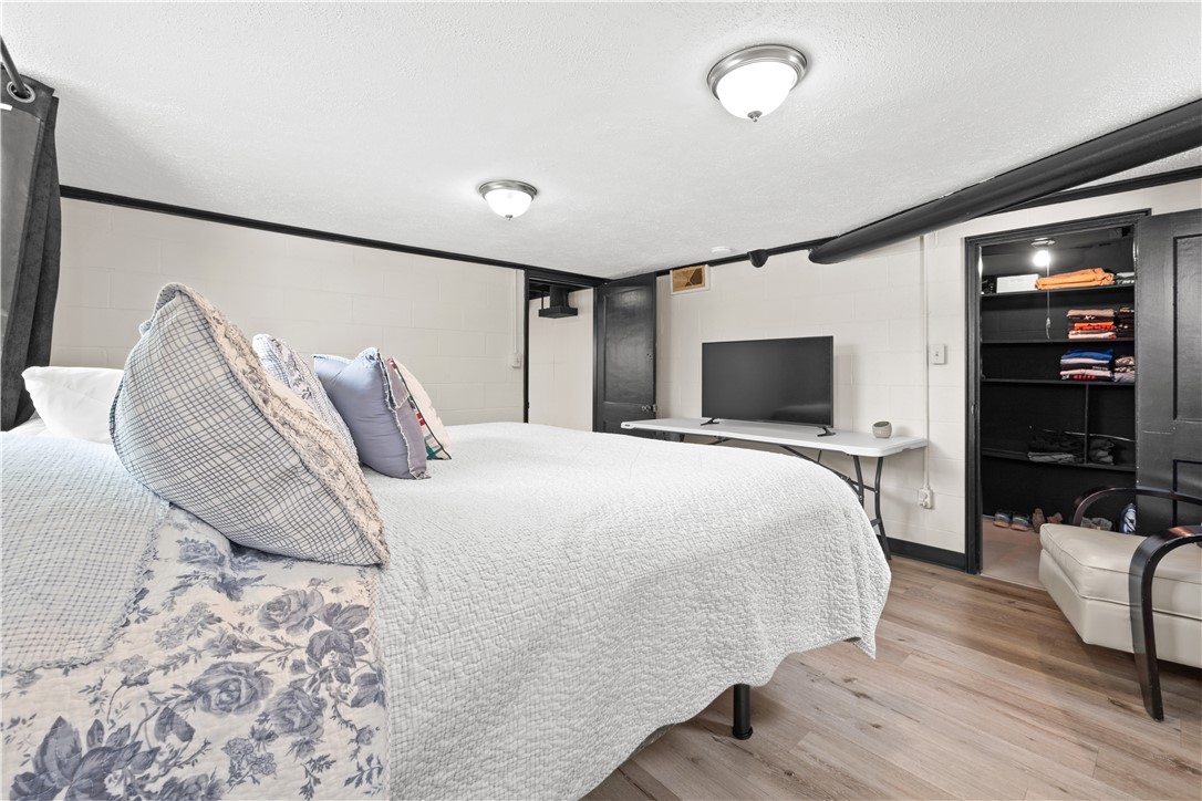 Anderson, South Carolina 29621, United States, 5 Bedrooms Bedrooms, ,3 BathroomsBathrooms,Residential,Pending,26253