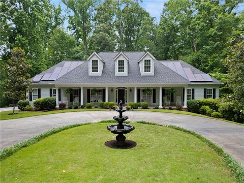 Photo of 119 Oak Crest Circle, Seneca, SC 29672 (MLS # 20297815)