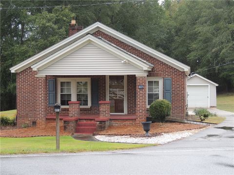 Photo of 803 Kings Road, Anderson, SC 29621 (MLS # 20293368) Photo of 803 Kings Road, Anderson, SC 29621 (MLS # 20293368)