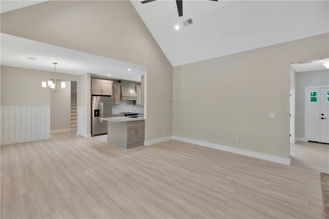 32 Pine Garden Way Drive, Salem, South Carolina image 13