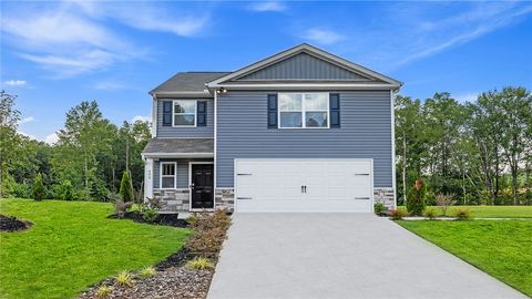 Photo of 405 Wildcat Branch Lane, Seneca, SC 29678 (MLS # 20293281) Photo of 405 Wildcat Branch Lane, Seneca, SC 29678 (MLS # 20293281)