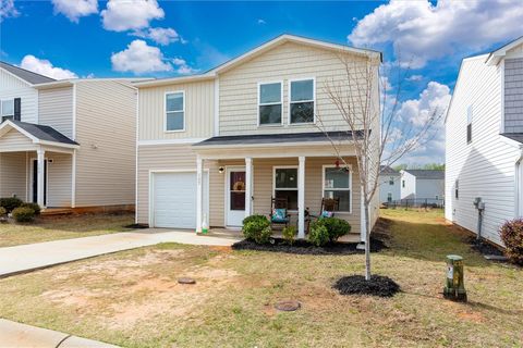 Photo of 107 Brinkleys Drive, Greenville, SC 29605 (MLS # 20300524)