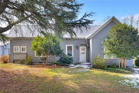 Photo of 417 N Main Street, Honea Path, SC 29654 (MLS # 20297033)