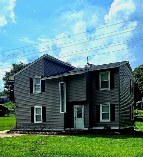Photo of 200 Sharon Lane, Easley, SC 29640 (MLS # 20301620)